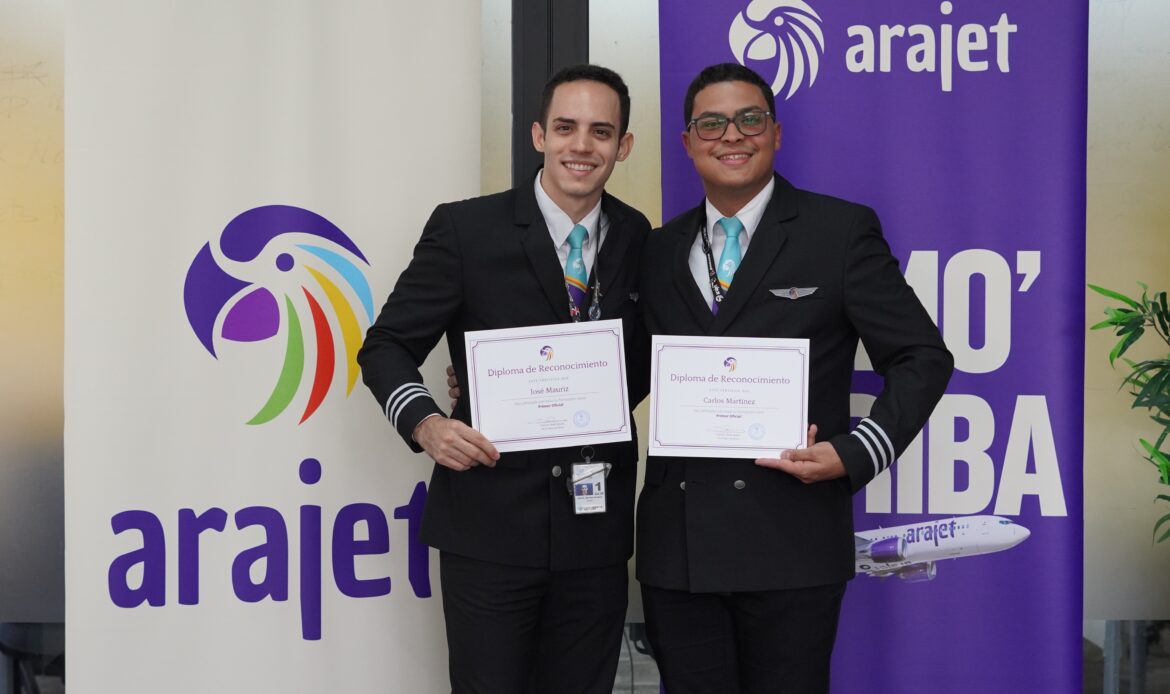 Arajet gradúa nuevos pilotos de su programa en alianza con Boeing