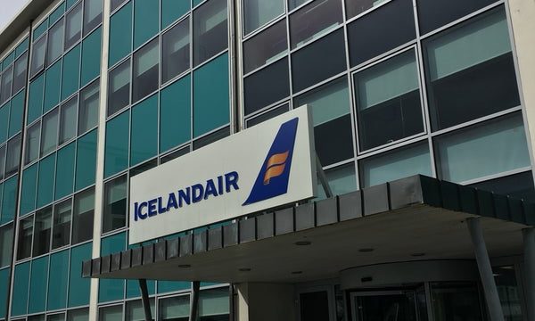 Icelandair despide a todas las tripulaciones de cabina de su red