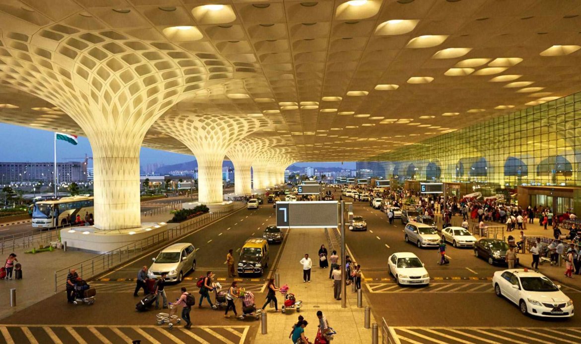 India planea establecer 100 nuevos aeropuertos y 1,000 rutas aéreas para 2025