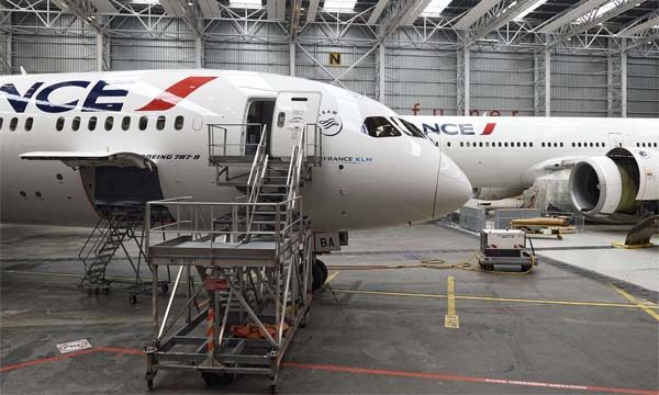 Air France implementa proceso de mantenimiento a sus aeronaves estacionadas