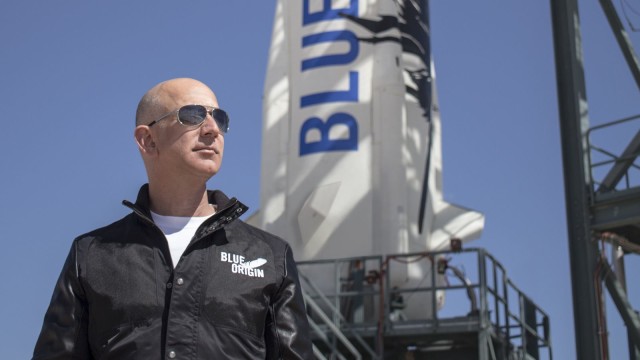 Blue Origin presenta cohete orbital