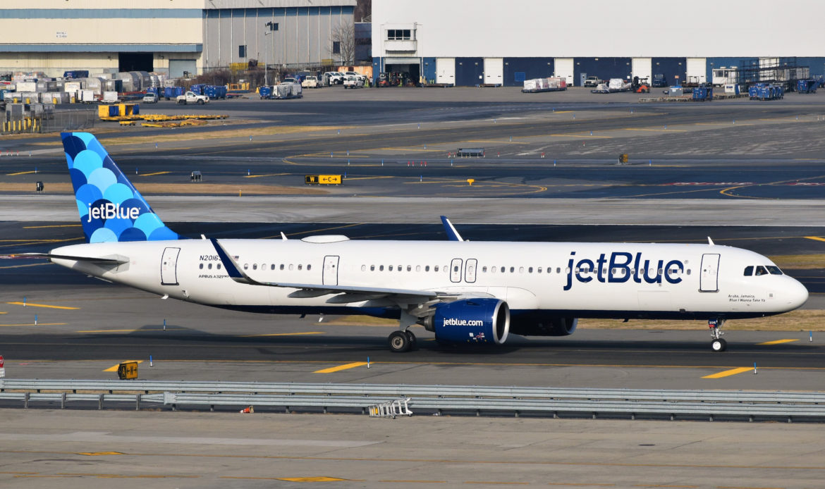 JetBlue y Etihad Airways anuncian programa de lealtad a su código compartido