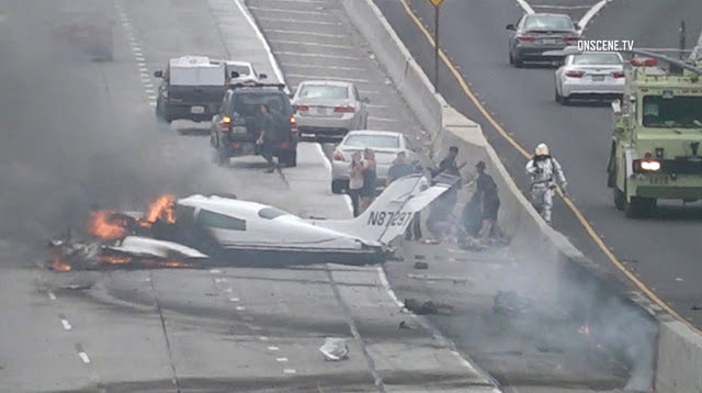 C310 se estrella en autopista en California – VIDEO