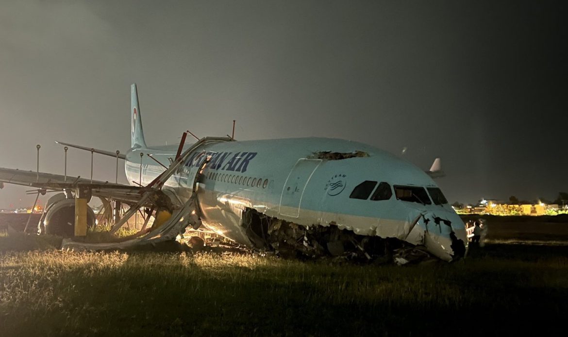 Airbus A330 de Korean Air sufre excursión de pista en Filipinas