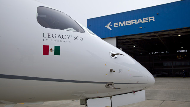 Embraer entrega el primer Legacy 500 en México