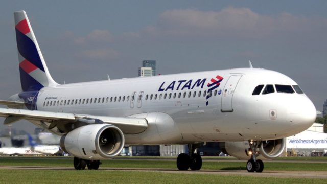 Vuelo de LATAM Airlines recibe amenaza de bomba