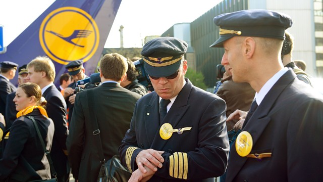 Lufthansa cancela vuelos por huelga mañana