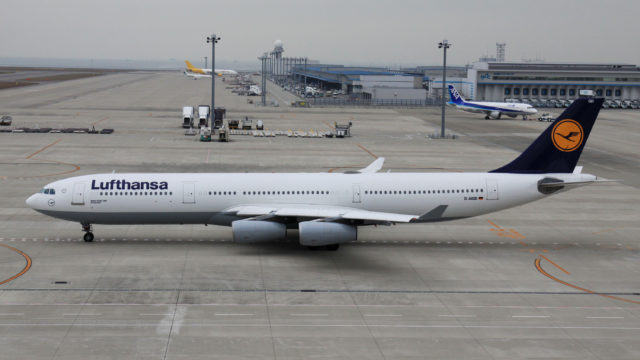 Descubren cuerpo en tren de aterrizaje de un Lufthansa A340