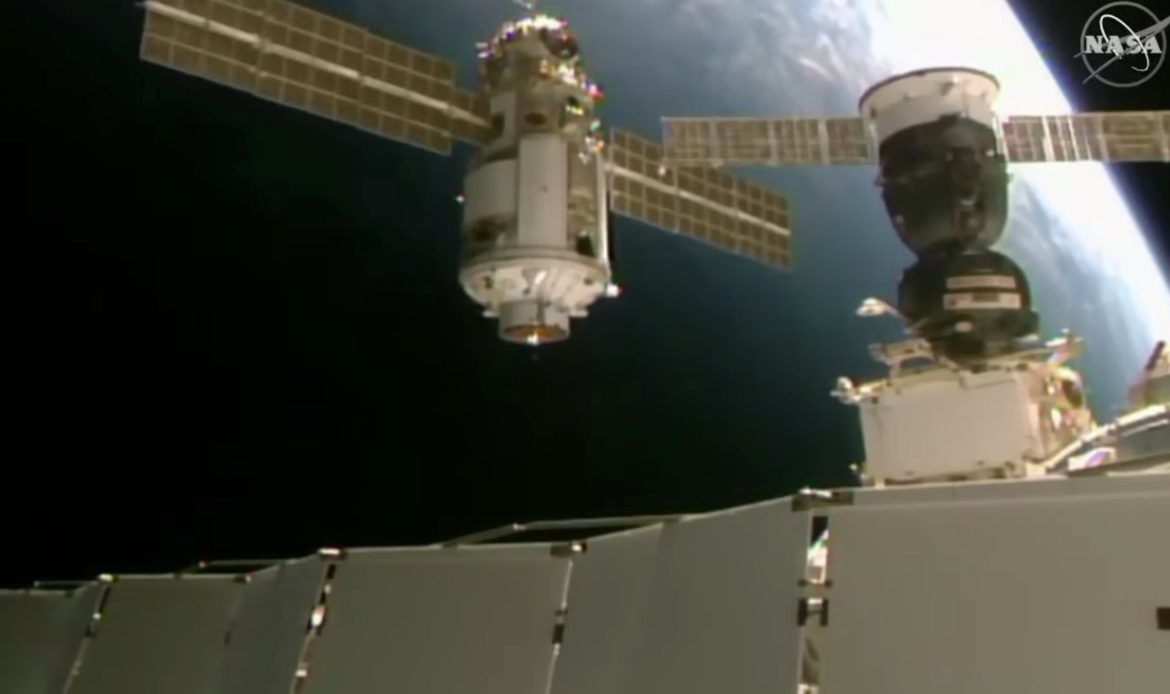 Módulo ruso Nauka desvía accidentalmente a la ISS 45º de su órbita