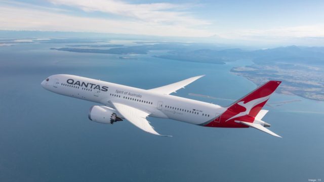 Qantas retrasa la entrega de  pedidos con Airbus y Boeing