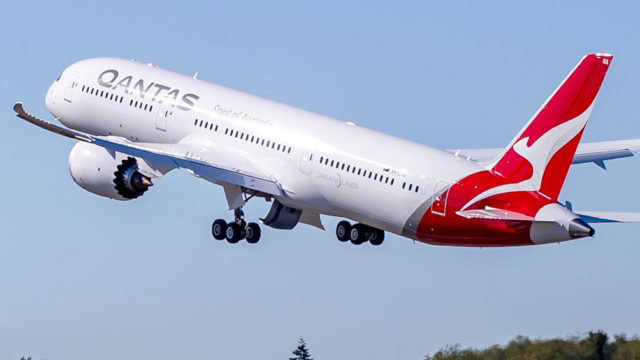 Qantas realiza vuelo transpacífico usando biocombustible