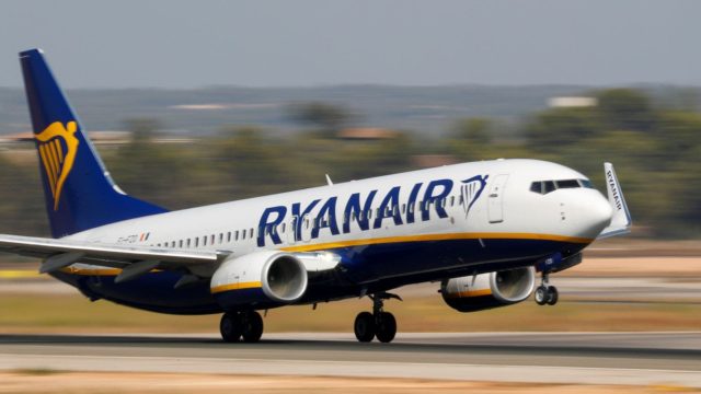 Ryanair realiza recorte de vuelos por retraso de entregas de Boeing