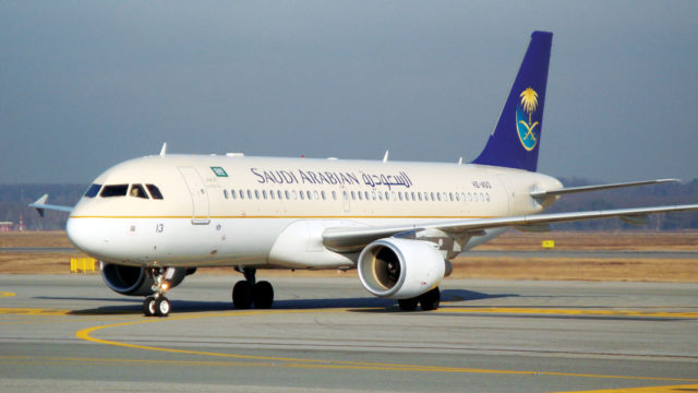 Saudi Arabian Airlines podría estar en negociaciones para ordenar 70 nuevos aviones a Boeing y Airbus