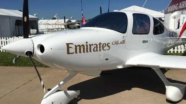 Emirates Flight Training Academy operará en alianza con Boeing Services