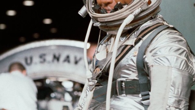 John Glenn, Astronauta Pionero de la Era Espacial, Fallece a los 95 Años.