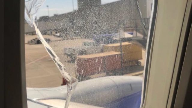 Vuelo de Southwest aterriza de emergencia tras ruptura de ventana
