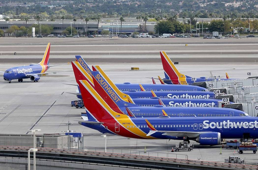 Error de ortografía delata a pasajero de Southwest Airlines con tarjeta de vacunación falsa