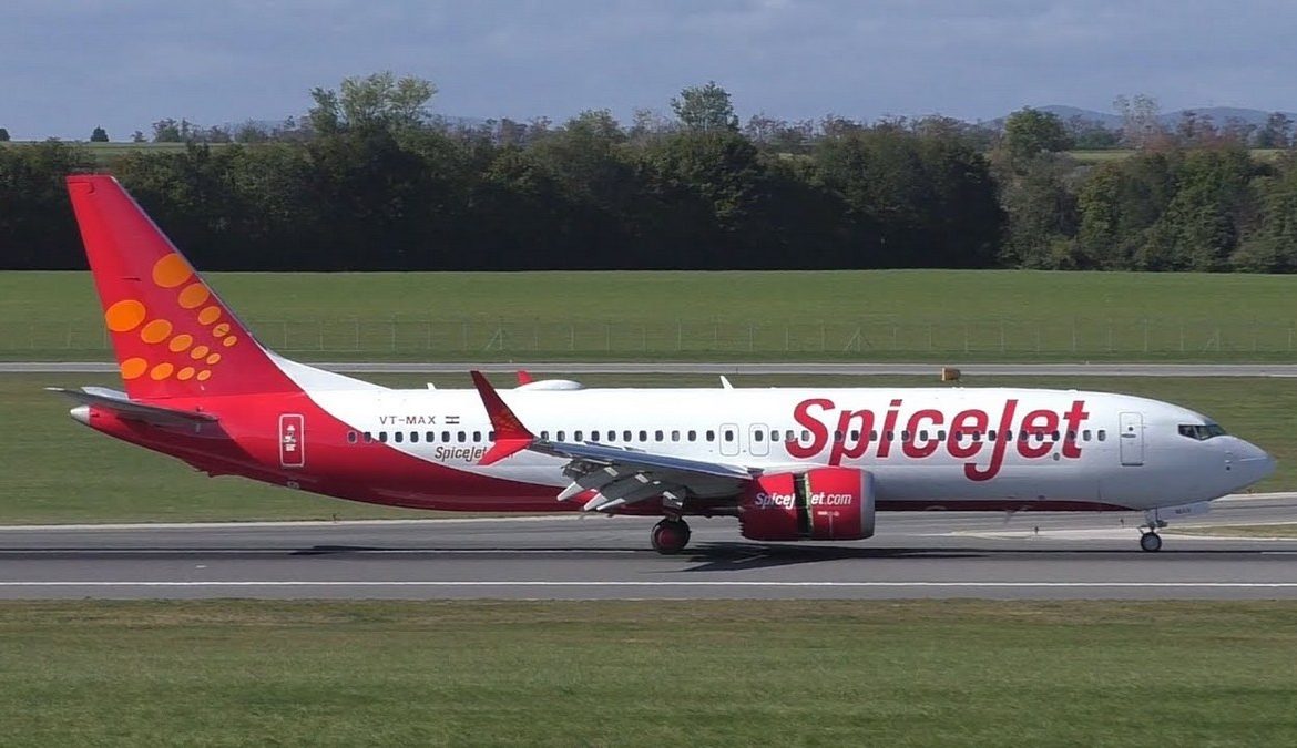 Pilotos de SpiceJet suspendidos hasta recibir entrenamiento adicional en el Boeing  737 MAX