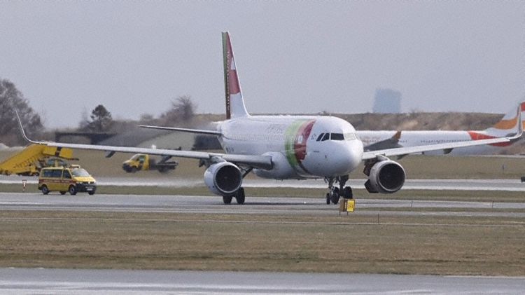 Airbus A320 de TAP Portugal despliega inversores de empuje inadvertidamente