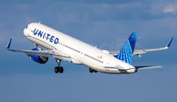 United Airlines acelera la implementación de Starlink en su flota