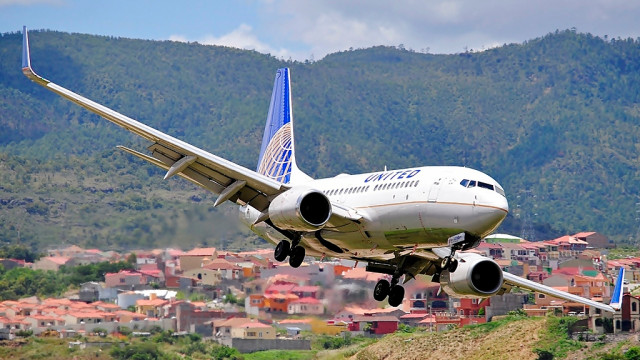 United ordena 40 737-700. Fuerte golpe para el C-Series de Bombardier