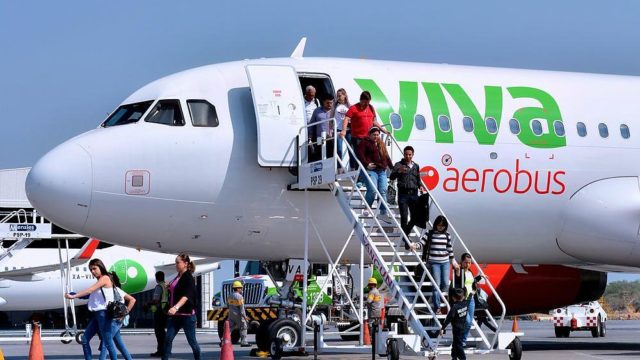 Viva Aerobus ve recuperación en vuelos de placer, ocio y familiares