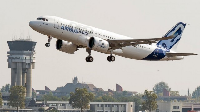 Airbus A320 NEO completa su primer vuelo con exito