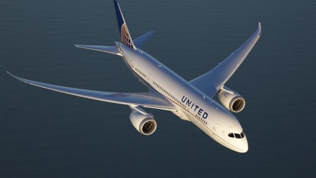 United Airlines agrega más vuelos a Hawai