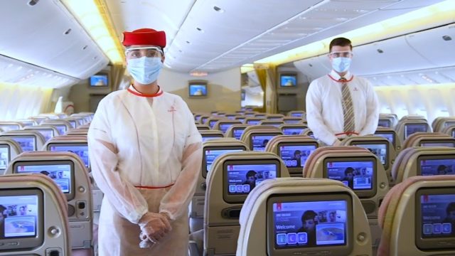 Emirates Airlines inicia campaña de vacunación a sus empleados