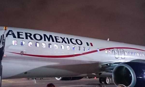 Falsa amenaza de bomba demora vuelo de Aeroméxico