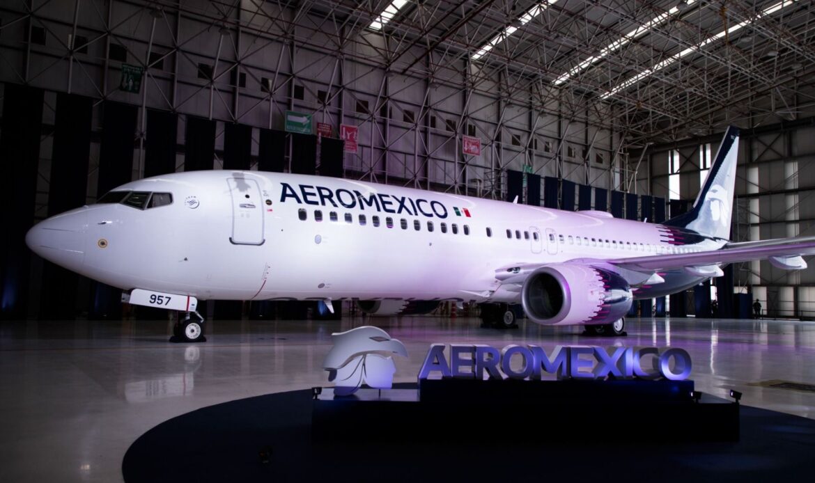 Aeroméxico realiza evento conmemorativo por su 90 aniversario