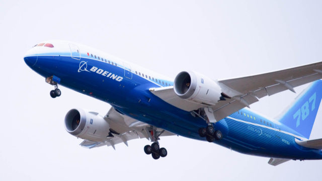 FAA aprueba la inspección de Boeing para reanudar las entregas del 787