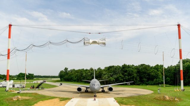 Boeing completa pruebas de compatibilidad electromagnética del KC-46