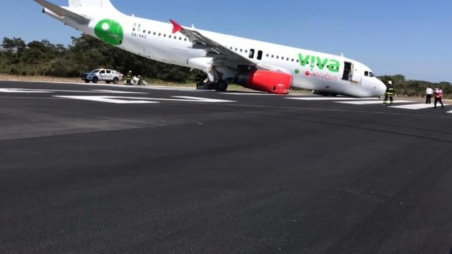 Colapsa tren de aterrizaje de nariz de un A320 de Viva Aerobus en Puerto Vallarta