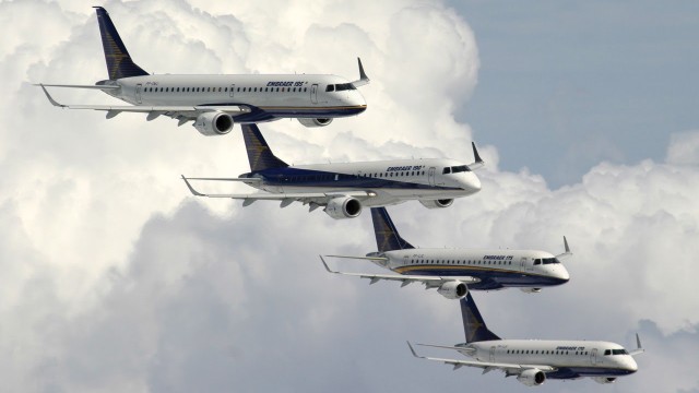 Embraer entrega 32 aviones en primer trimestre 2015