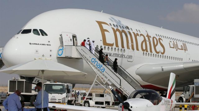 Emirates Airlines despide a más de 1,000 empleados