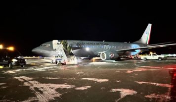 Boeing 737 de la FAM aterriza en Turquía