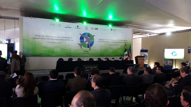 Firma del Memorando de Entendimiento para desarrollo de bioturbosina en México