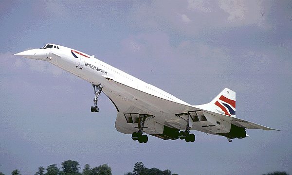 Vídeo: Último aterrizaje del Concorde, hace 14 años