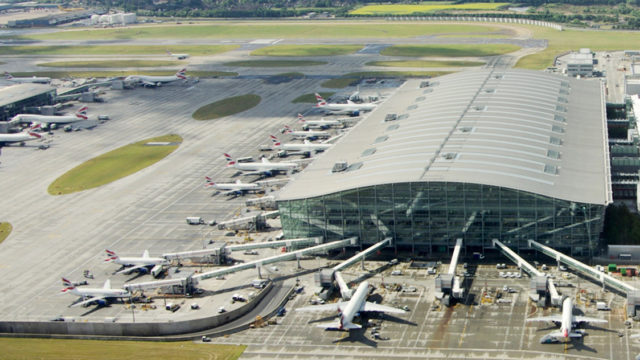 El Gobierno británico da luz verde a la expansión de Heathrow