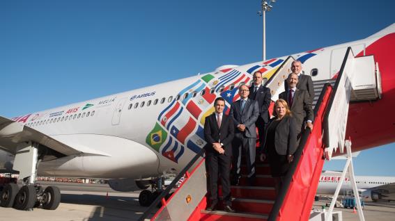 Iberia celebra su 70 aniversario en América Latina con avión conmemorativo