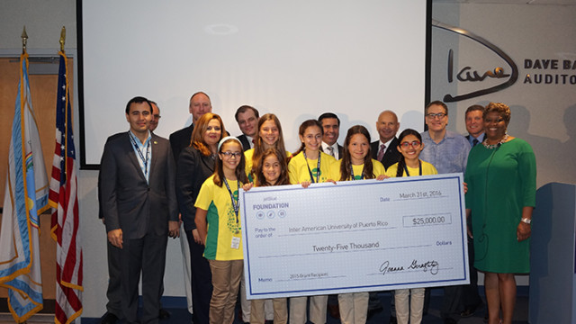 JetBlue Foundation otorga donativos a universidades para apoyar programas de aviación