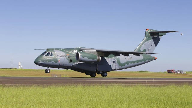 Embraer demora la certificación del KC-390