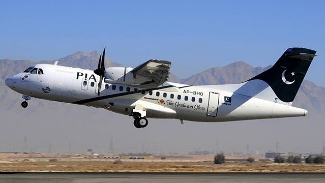 Se estrella ATR42 de PIA en Pakistán