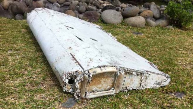 Restos encontrados en Isla Reunión pertenecen a un Boeing 777