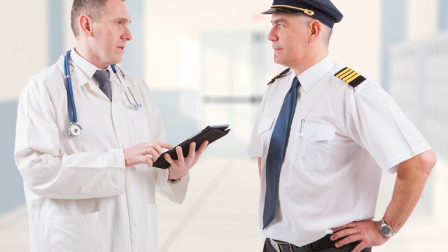 EASA propone reforzar requerimientos médicos para pilotos