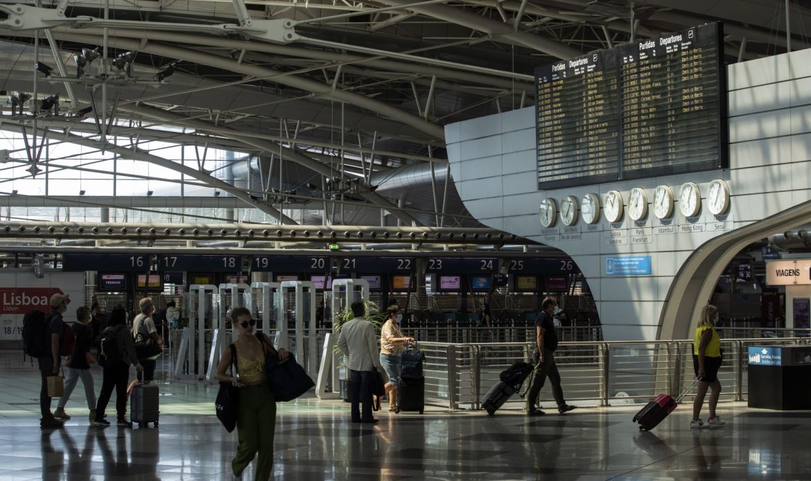 Huelgas en aeropuertos de Portugal generan alteraciones en el tráfico aéreo