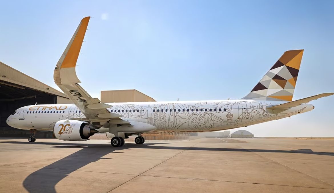 Etihad Airways inaugura vuelos a Cracovia y Palma de Mallorca