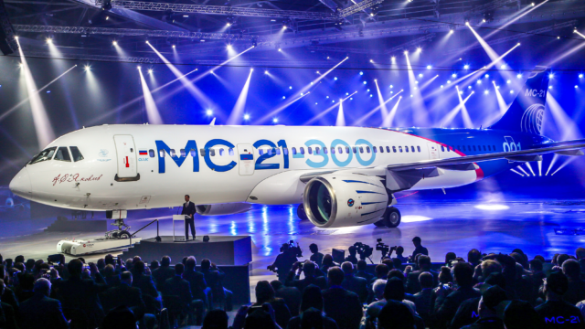 MC-21 se prepara para primer vuelo