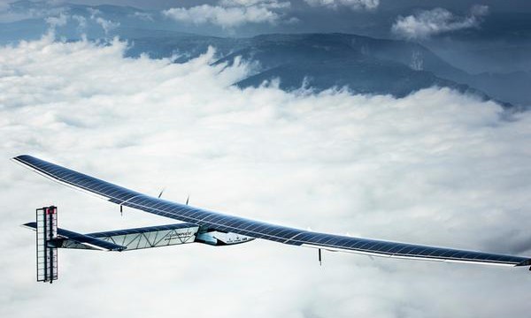 Solar Impulse continúa cruzando Estados Unidos únicamente con energía solar